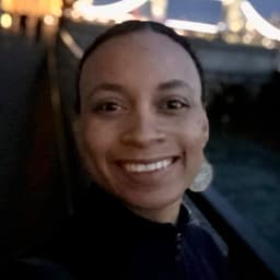 chelseavaldes